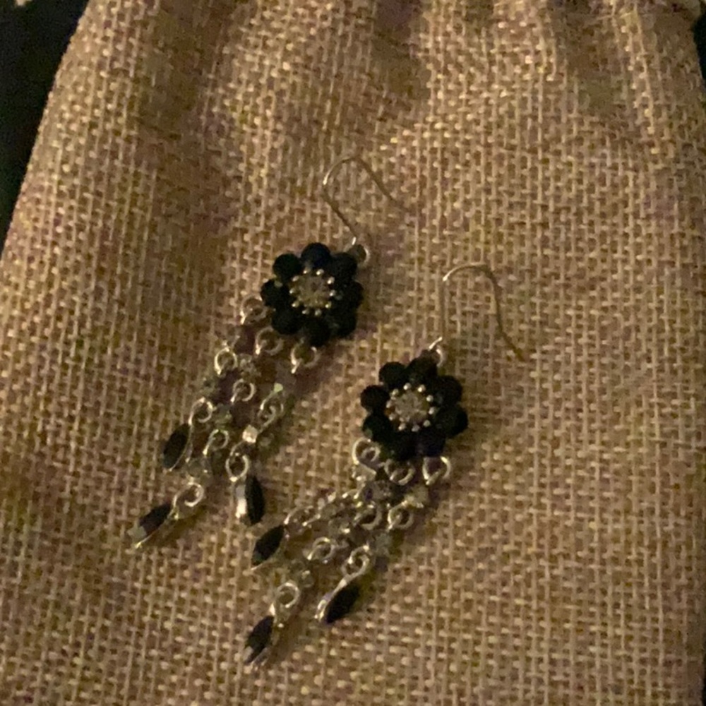 Flower Dangle Earrings